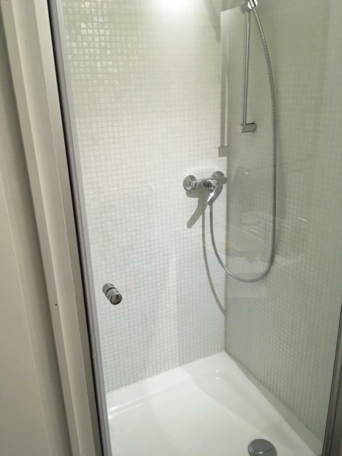 Sauveniere 1 Apartment Liege Bagian luar foto