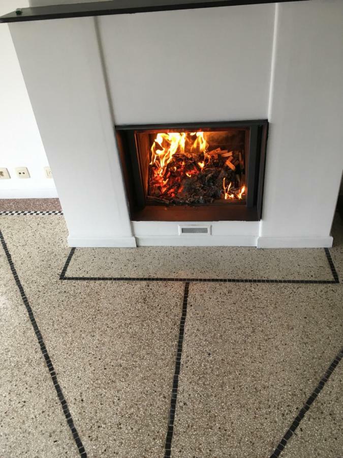 Sauveniere 1 Apartment Liege Bagian luar foto